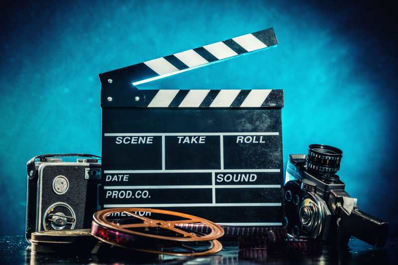 电影院的英文咋读